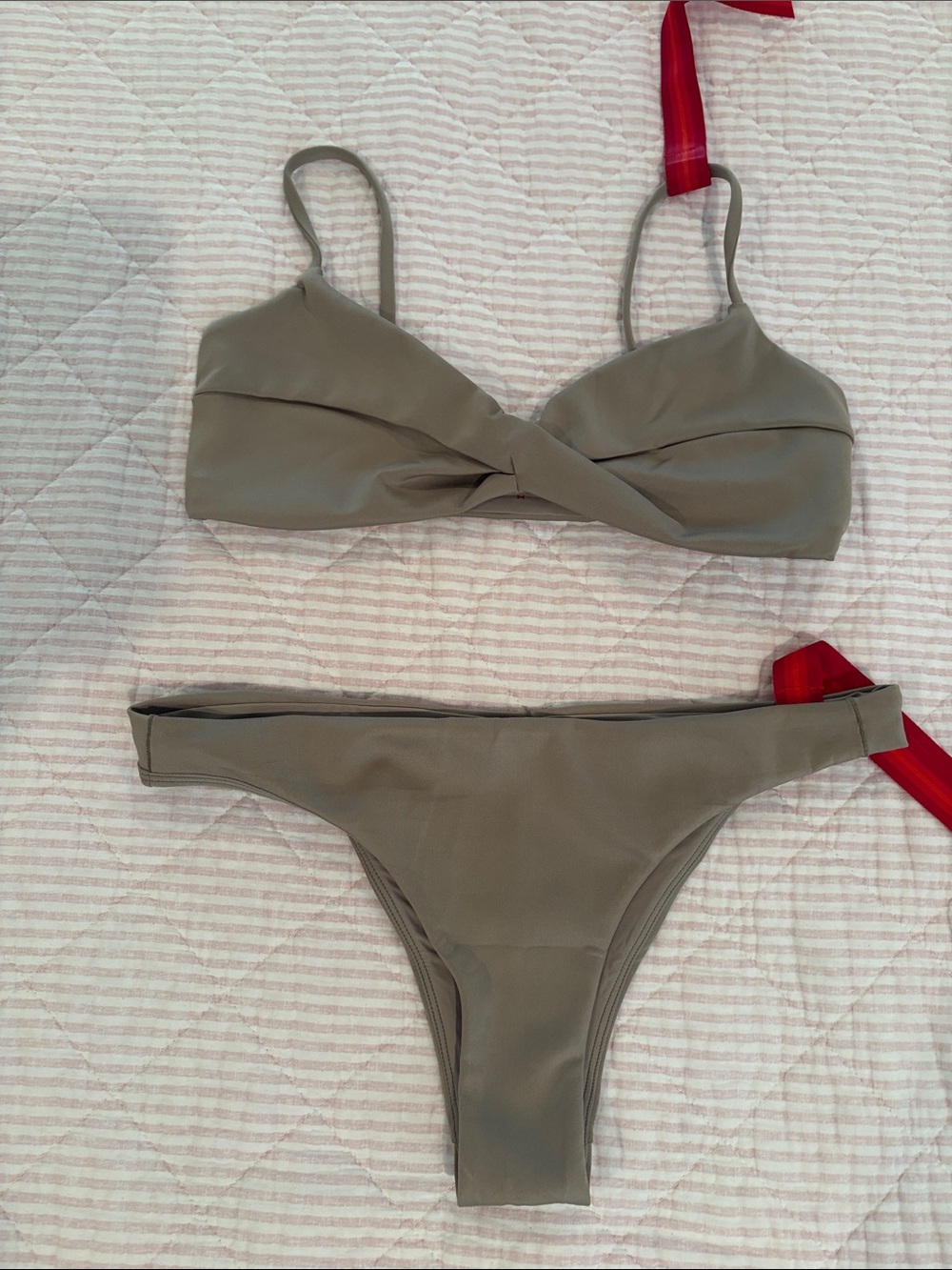 Left On Friday Taupe Wave Top and Streamline Bottom